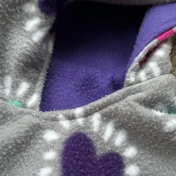 Gray Hooded Cape for Car seat toddler cover with Heart Pattern - Picture 3 of 5